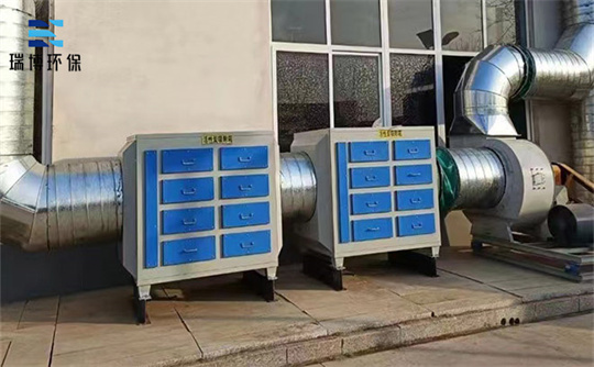 VOC�U��̎���O��ُ�Iָ��