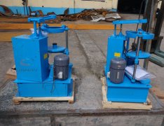 石嘴山拍擊式標(biāo)準(zhǔn)振篩機(jī)已發(fā)貨，張經(jīng)理請(qǐng)注意查收！